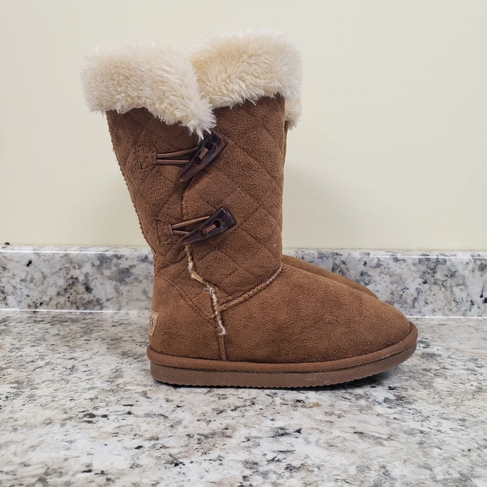 Apres by Lamo Faux Suede Buckskin Faux Fur Boots Girl's Size 1Y - Picture 2 of 16